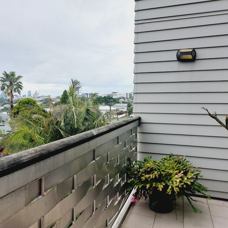 Light-Filled Two-Bedroom Apartment with Stunning Views & Unbeatable Location - Photo 1
