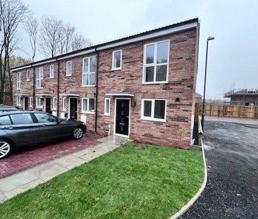 3 bedroom end of terrace house to rent - Photo 2