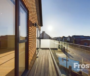 Chaucer Road, Ashford, Middlesex,TW15 - Photo 6