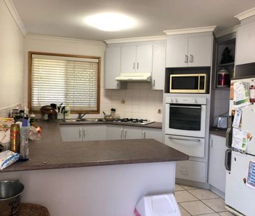 Excellent condition 2 bedroom villa unit! - Photo 3