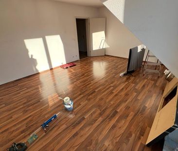 2-Zimmer-Dachgeschosswohnung mit Balkon - Foto 1