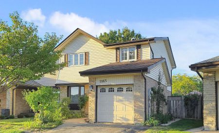 For Lease - 1865 Cricket Lane Unit# Basement, Pickering, Ontario - Photo 2