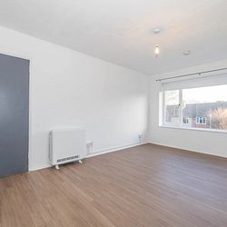 Raymond Avenue, Canterbury, CT1 3JZ, Kent - Photo 2