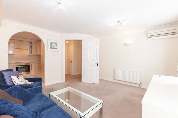 St Thomas Mews, Oxford - Photo 1