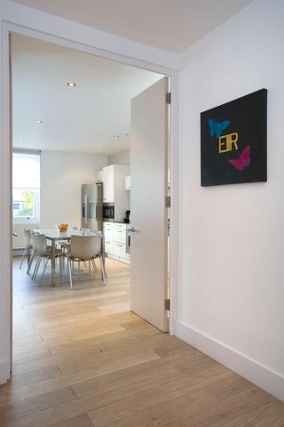 2 bedroom serviced apartment to rent - Photo 3