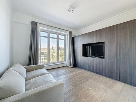 Louise/Cambre: Sumptuous furnished 3 BR.apartment + terrace - Photo 4