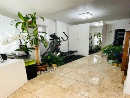 5 bedroom semi-detached house to rent - Photo 5