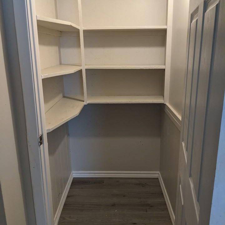 24 Ontario Street apartment — Brantford, ON (2-Bedroom) - 2 Bedroom - Photo 1
