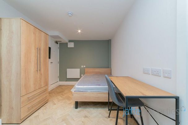 Studio to rent - Photo 1