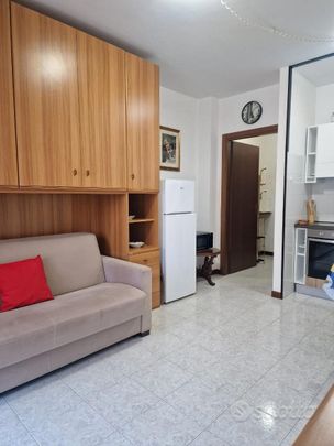 Monolocale arredato - Photo 1