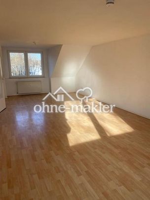 2,5-Dachgeschoss-Wohnung mit 78 m² in der ruhigen Arndtstraße im beliebten Kaiserstraßenviertel - Foto 1