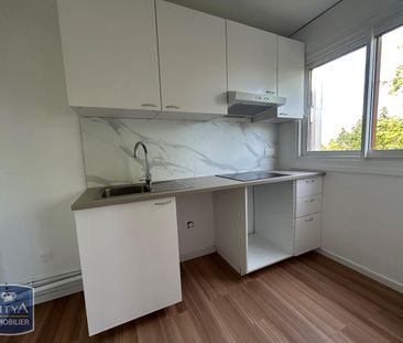 Location Appartement 1 pièce 30m² LES ULIS 91940 - Photo 2