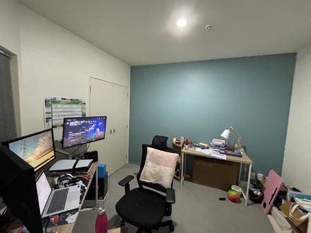 Central Wellington Apartment - Photo 5