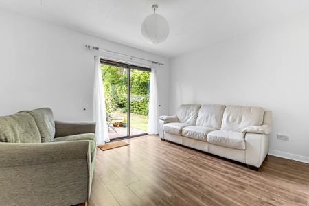 3 Pembridge Mews, off Sandown Park South, BELFAST, BT5 6HA - Photo 4