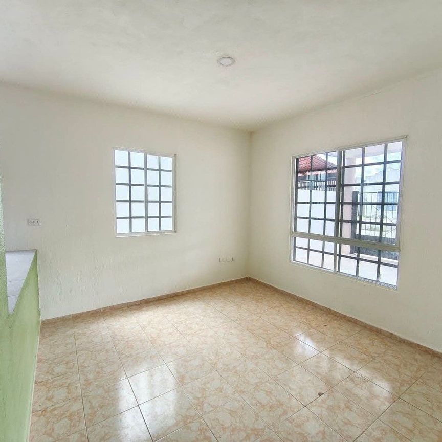 Renta casa de una planta en Las Américas, 2 recamaras, 2 baños - Photo 1