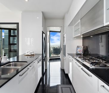 Eureka Tower Elegance - Fully Furnished Apartment with Stunning Views - Photo 6