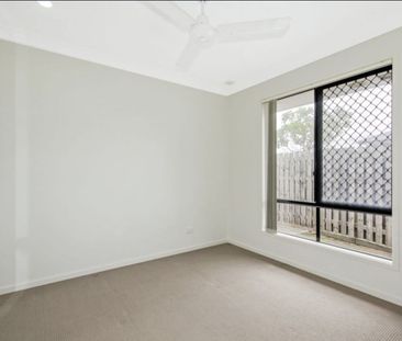 Contract crashed - elevated corner location - Photo 3