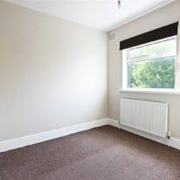 2 BEDROOM House - Mid Terrace - Photo 1