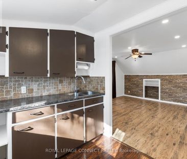 #Upper Level - 27 Elgin Street – Ajax, Ontario - Photo 2