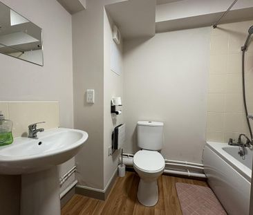 1 bedroom apartment to rent - Photo 5