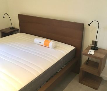 1 Bed Flat, Columbia Gardens, SW6 - Photo 3