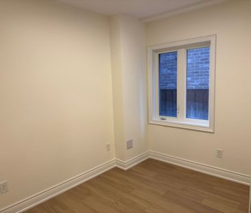 For Lease - 198 kentland Street, Markham, Ontario - Photo 2