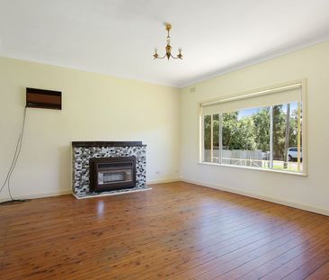 THREE BEDROOM HOME IN CONVENIENT LAVINGTON LOCATION - Photo 1