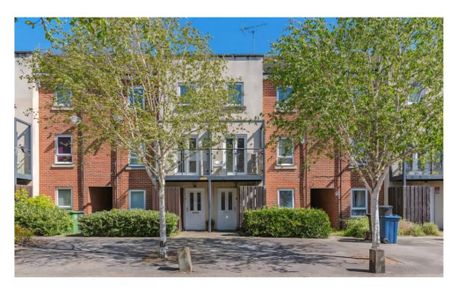 1 bedroom in a house share to rent - Photo 4