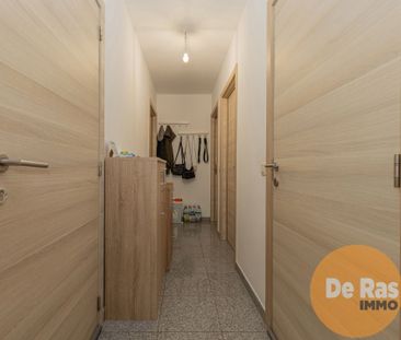 WETTEREN - Appartement nabij station met 2 slaapkamers - Foto 2