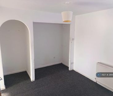 4 bedroom terraced house to rent - Photo 2