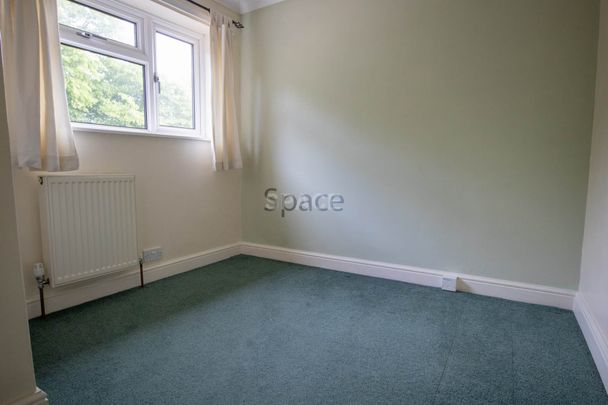 Beechwood Ave, Reading - Photo 1