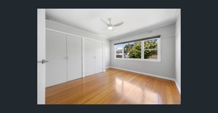 Modern comfort close to CBD - Photo 2