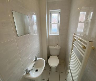 3 bedroom terraced house to rent - Photo 6