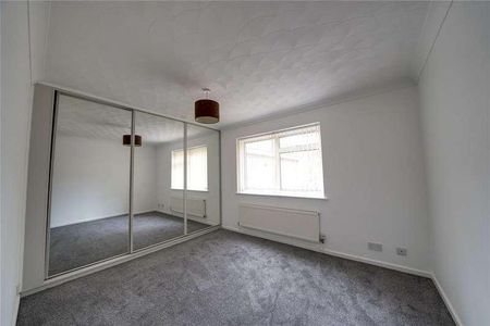 Birch Crescent, Lakenheath, Brandon, Suffolk, IP27 - Photo 3