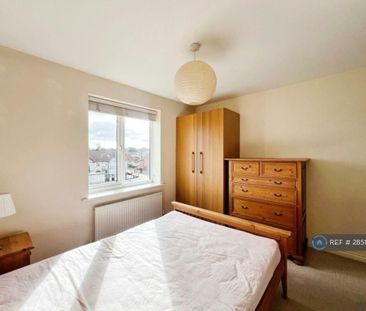 2 bedroom flat to rent - Photo 4