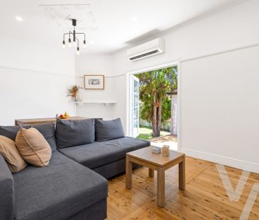 37 Steel Street, Hamilton - Photo 1