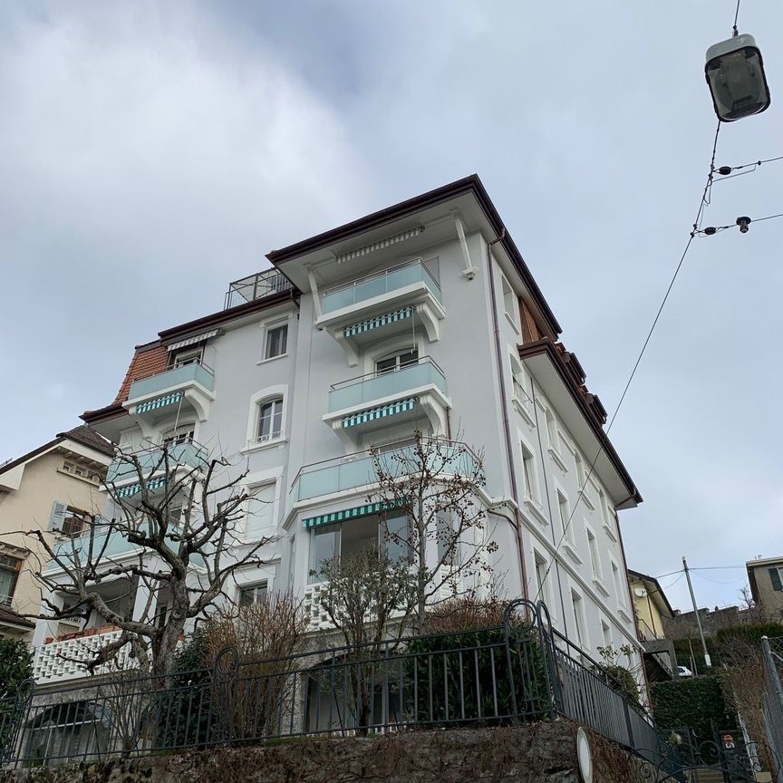 Charmant appartement de 2.5 pièces avec balcon à Lausanne - Photo 2