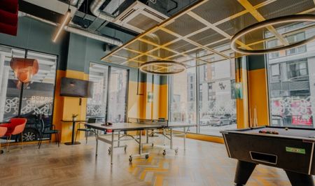 Luxury 5 bedroom student apartment with fantastic on site amenties - Photo 5