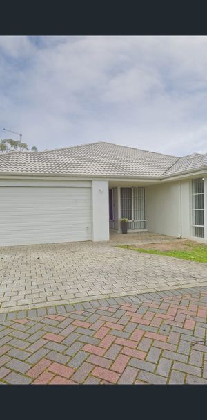 11 Addingham Crescent, Bertram, WA 6167 - Photo 1