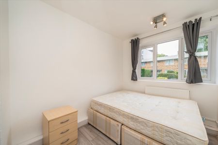 Broadhurst Close, South Hampstead, NW6, London - Photo 3