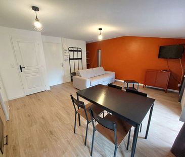 Location Appartement 1 pièce 27m² - Photo 3