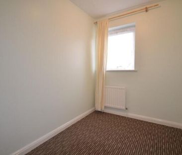 3 bedroom house to rent Hindemith Gardens, Old Farm Park, Milton Ke... - Photo 4