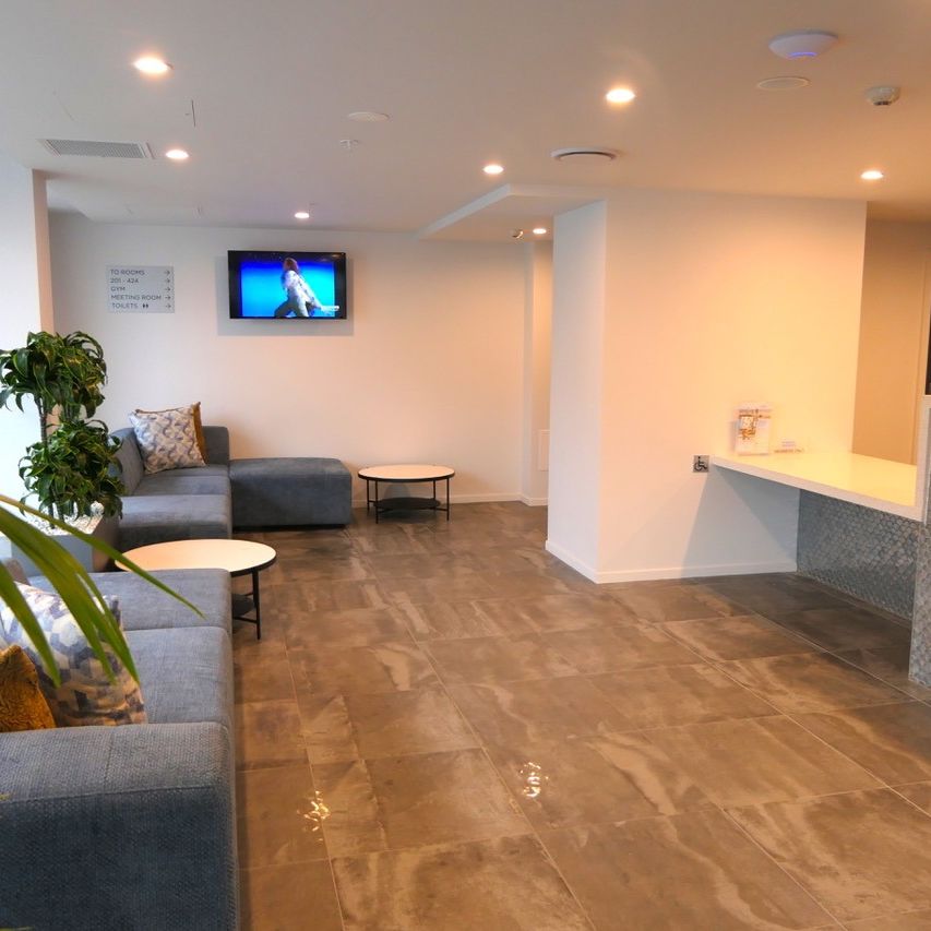 Top Floor - Amazing Views - Photo 1