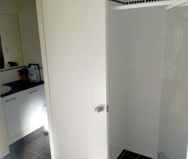 Aldinga Beach - Photo 4