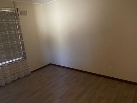 One Bedroom Unit - Photo 3