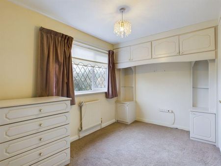 3 bedroom semi-detached house to rent - Photo 5