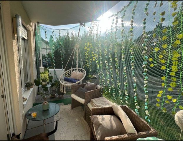 schicke 1-Zimmerwohnung mit Terasse zu vermieten - Foto 1