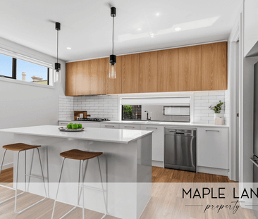 Modern, Easy, Townhouse Living in the Heart of Port Adelaide - Photo 6