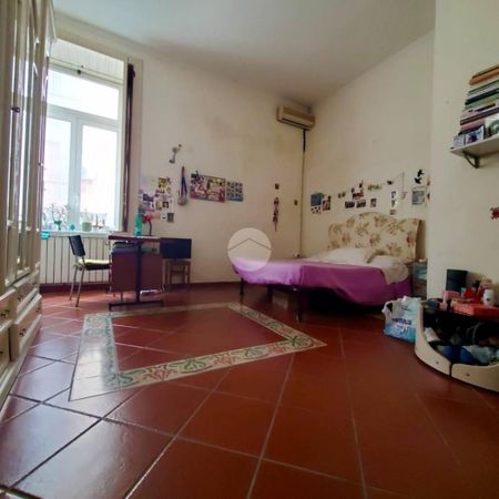 Quadrilocale piazzetta Sedil Capuano 243, Tribunali, Napoli - Photo 2