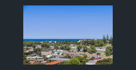 One Bedroom Apartment Offering Modern Coastal Living in Mosman Park - Photo 3